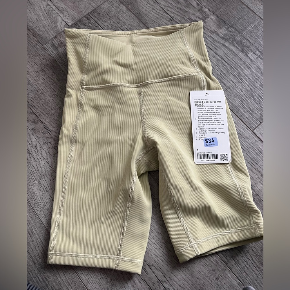 Brand new lulu lemons 🍋 shorts